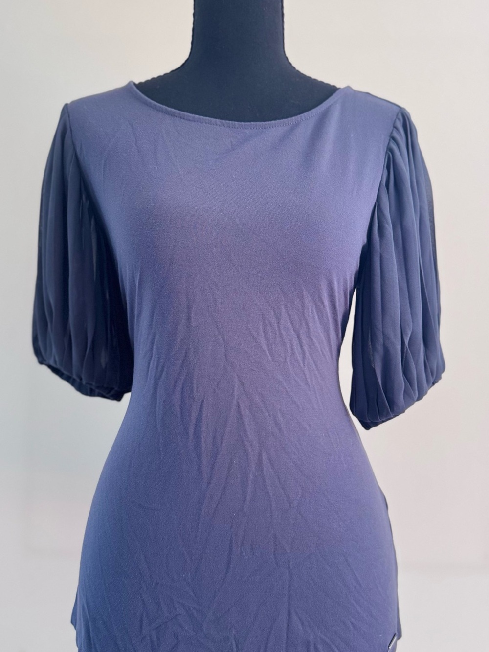 Tahari Pleated Puff Sleeve Scoop Neck Top in Purple